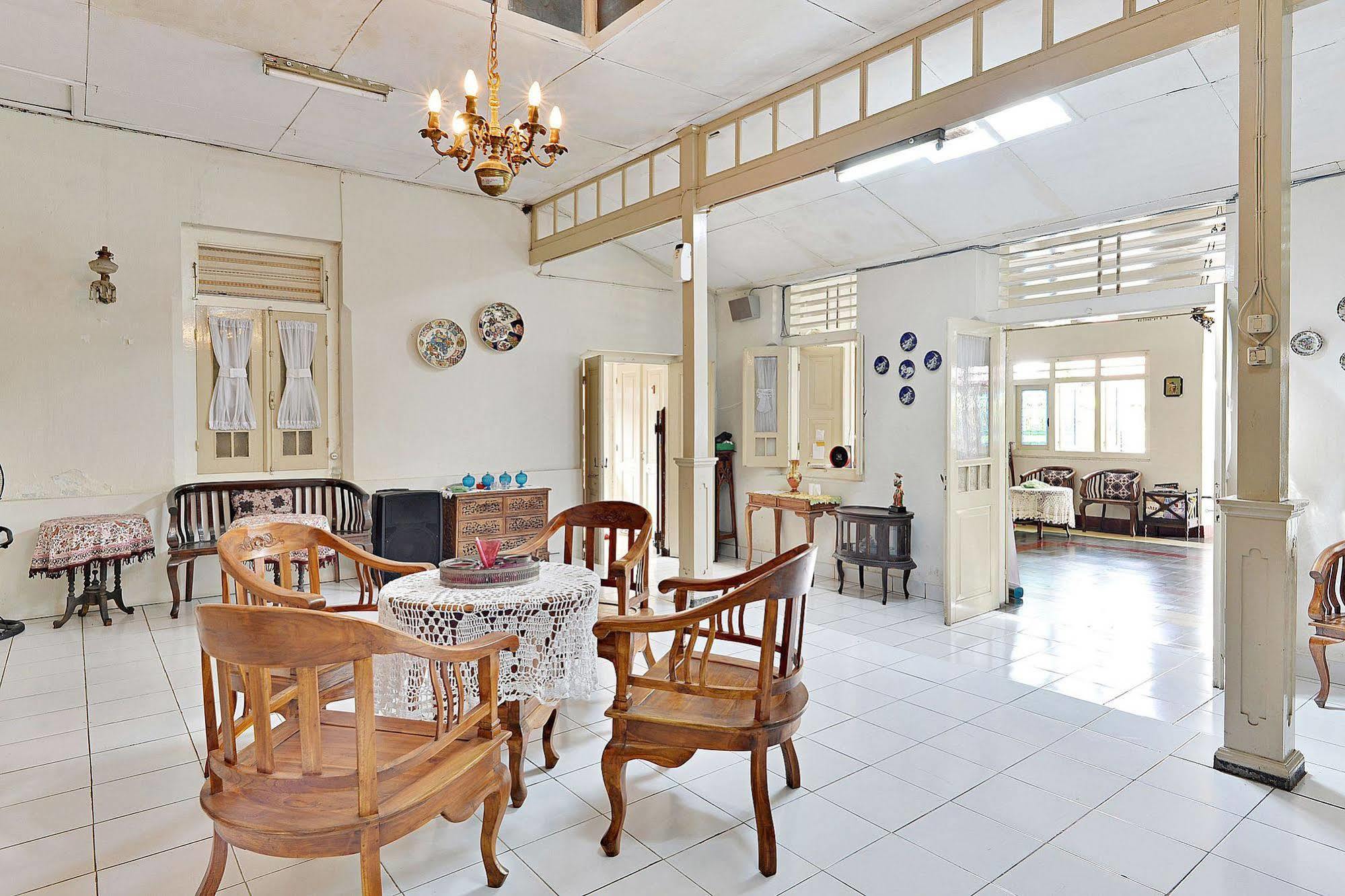 Zen Rooms Panembahan Kraton يوغياكارتا المظهر الخارجي الصورة